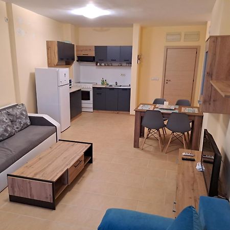 Apartments In Black Sea Star Complex โซโซโปล ห้อง รูปภาพ