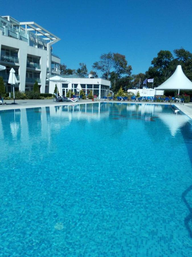 Apartments In Black Sea Star Complex โซโซโปล ภายนอก รูปภาพ