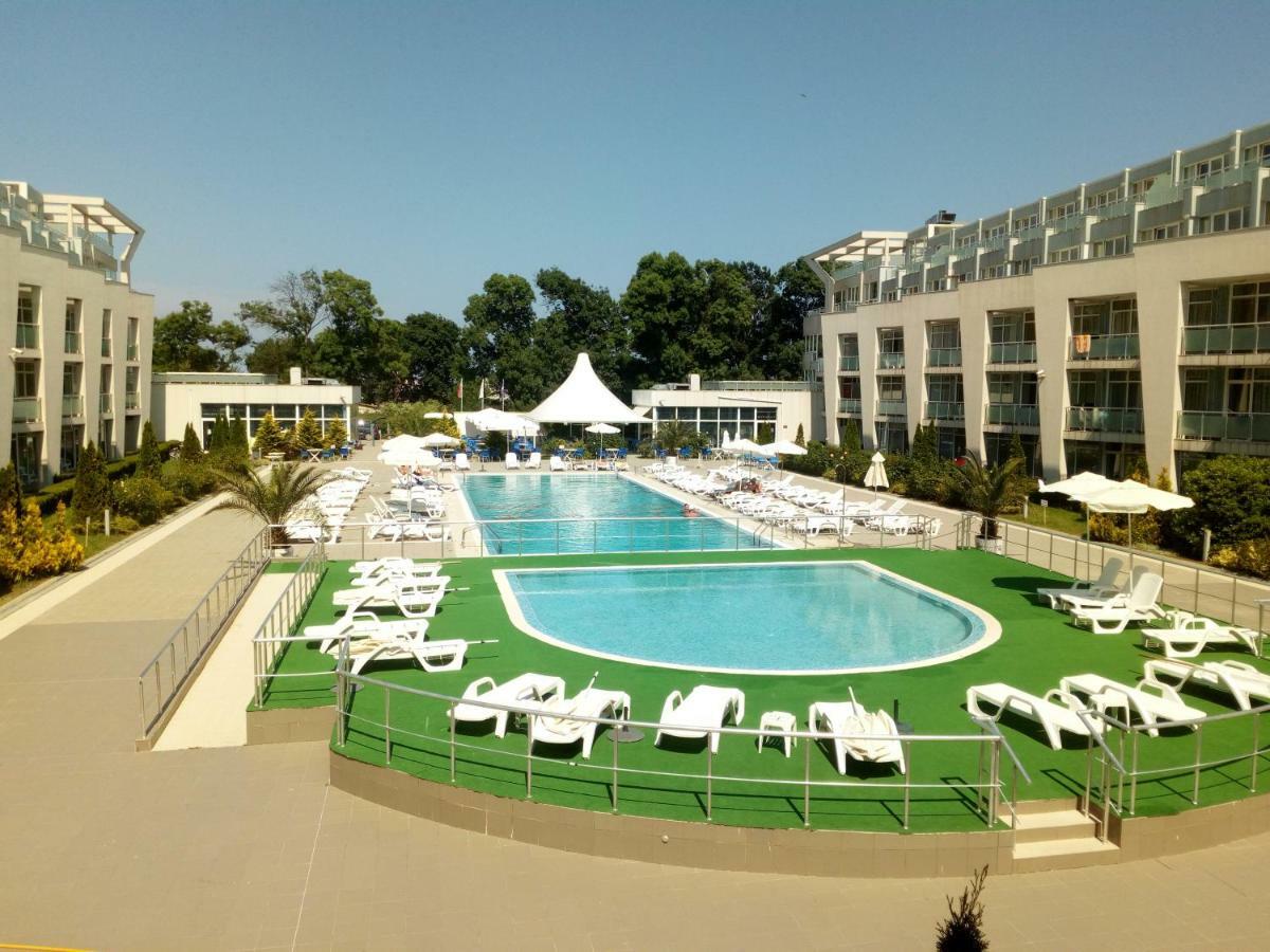 Apartments In Black Sea Star Complex โซโซโปล ภายนอก รูปภาพ